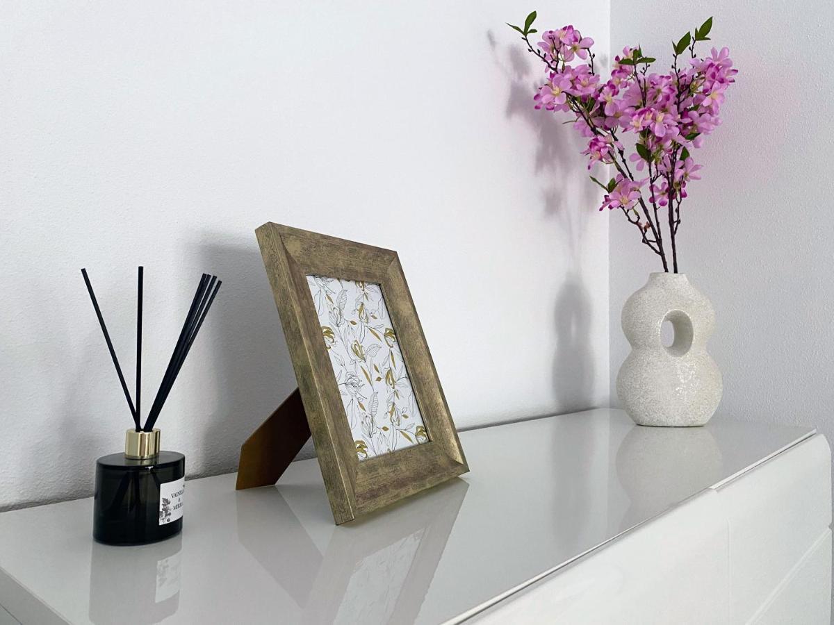 Rock Bay 22 Apartment กัลเป ภายนอก รูปภาพ